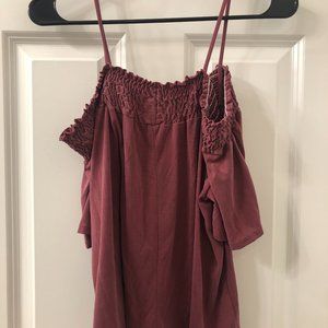 Charlotte Russe Women's "Cold-Shoulder" Blouse in a Light Burgundy in Size XL